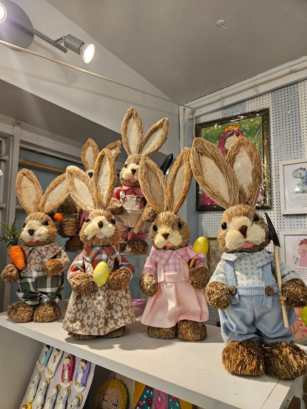 Conejos de pascua artesanales hechos a mano por Hada Mágica